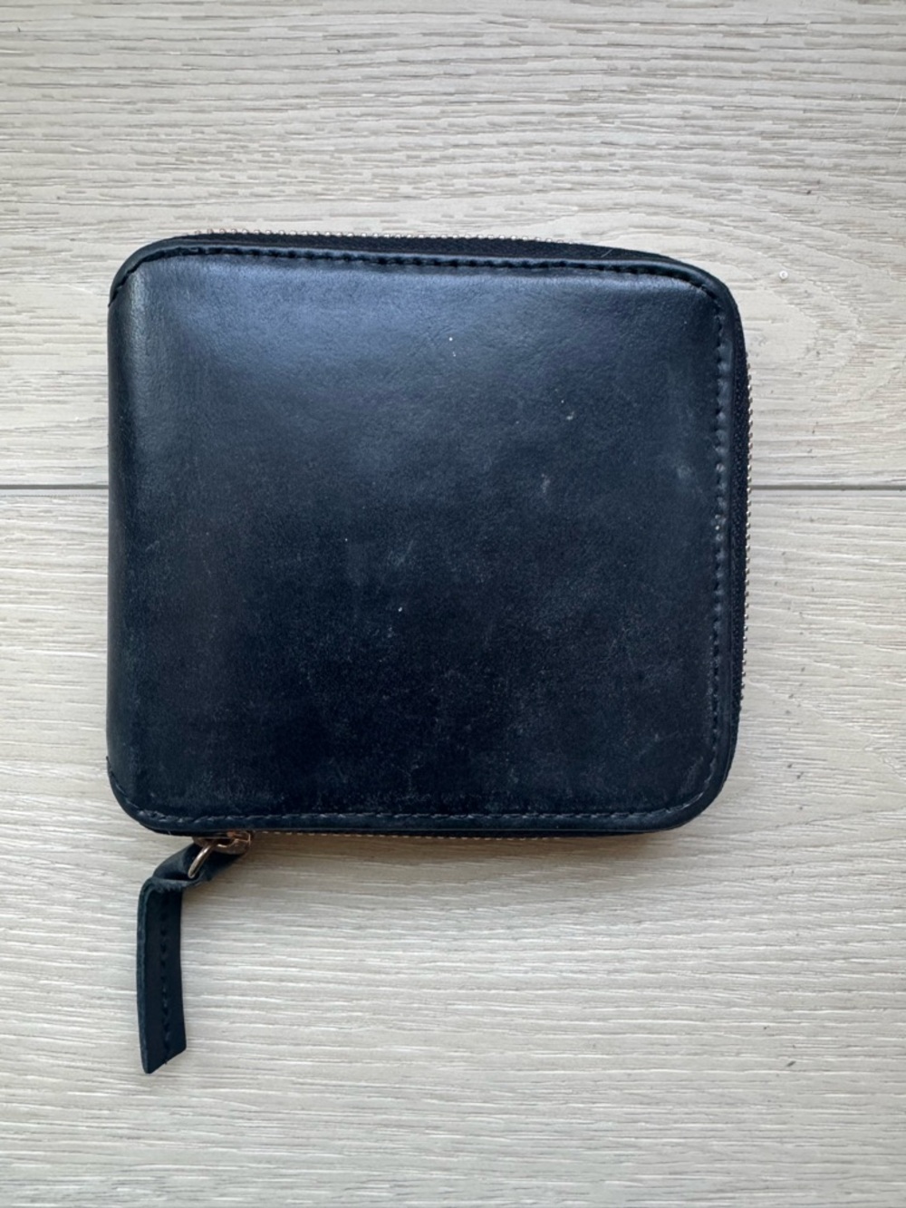 Clare V Compact Black Leather Zip Wallet with Green Interior OS